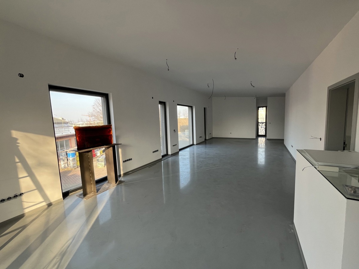Fotografie 2 - Prodej komerční nemovitosti · Výrobní haly · 379 m²