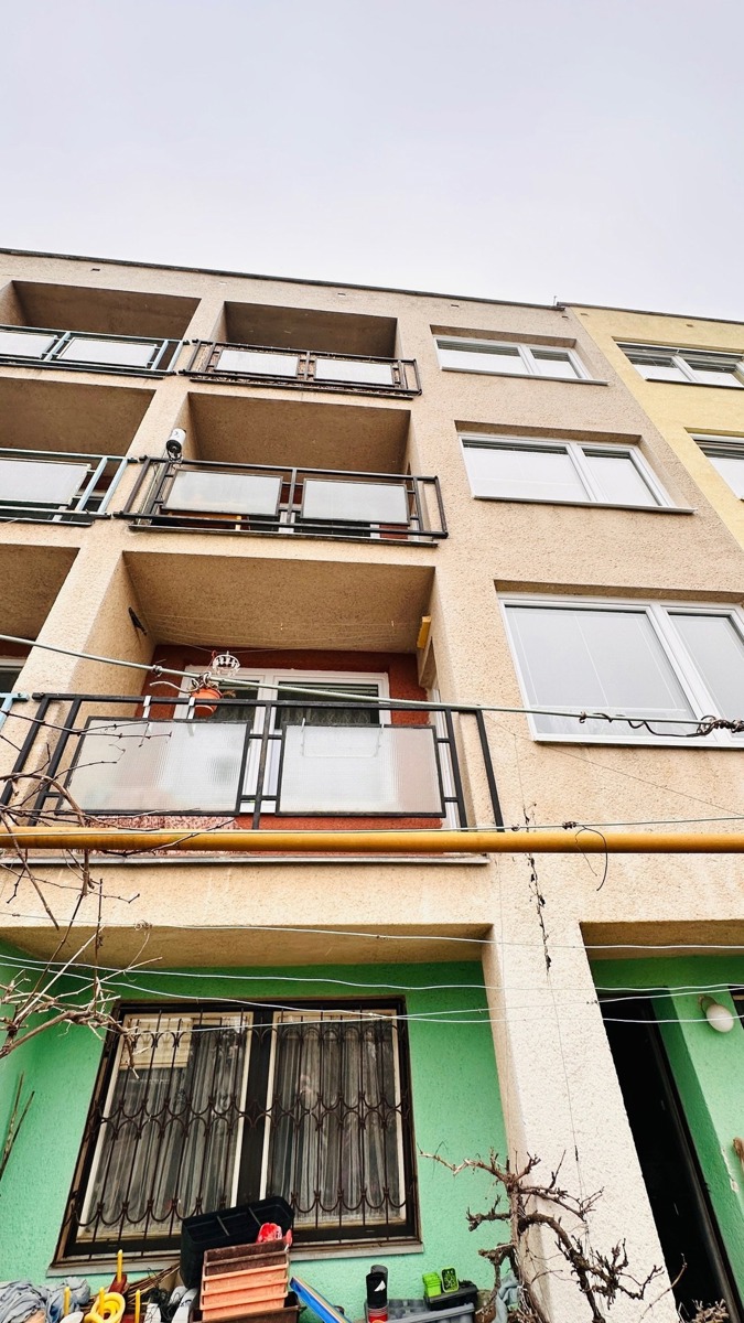 Photo 4 - House for sale · Family house · 176 m² · 5 rooms