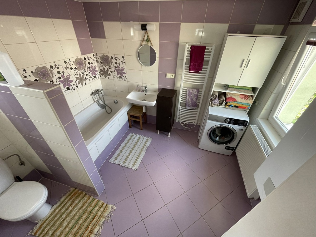 Photo 4 - House for sale · Family house · 220 m² · 5 rooms