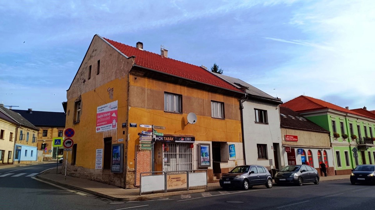 Photo 1 - Commercial property for sale · 239 m²
