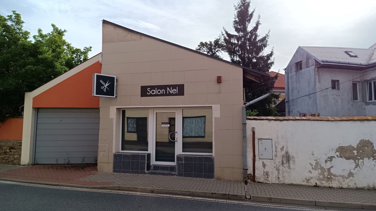 Photo 4 - Commercial property for sale · 239 m²