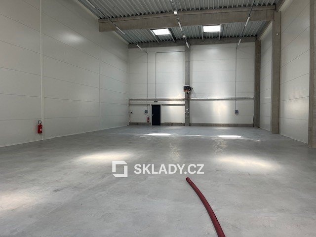 Фото 3 - Продажа коммерческой недвижимости · 439 m²