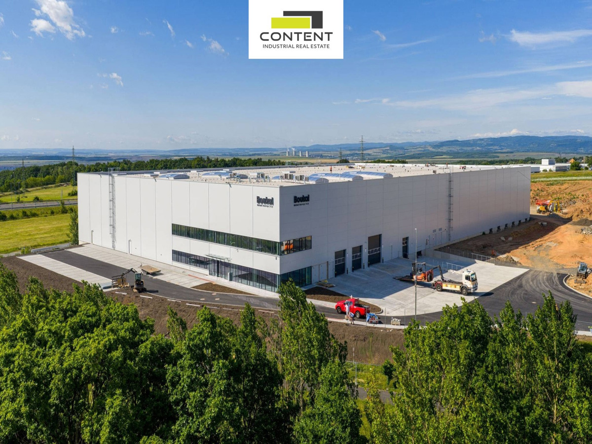 Photo 1 - Commercial property for rent · Warehouse · 11 500 m²