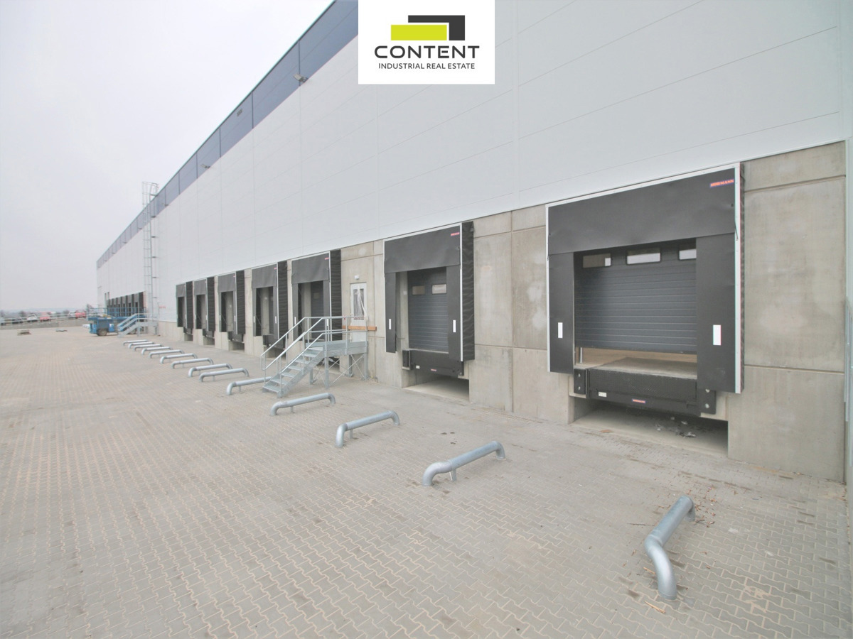 Photo 1 - Commercial property for rent · 46 000 m²