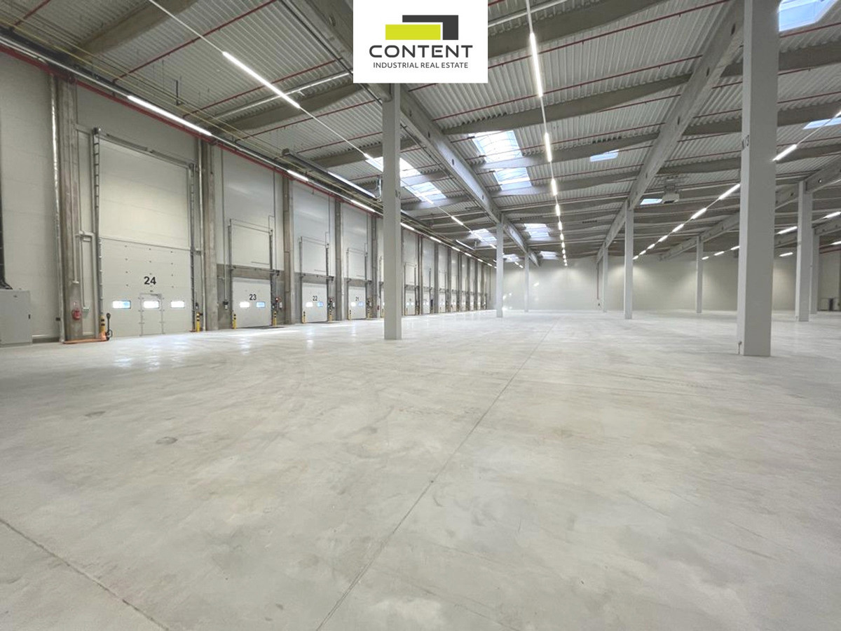 Photo 4 - Commercial property for rent · 46 000 m²