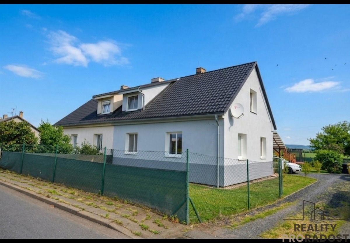 Photo 1 - House for sale · Family house · 122 m² · 4 rooms