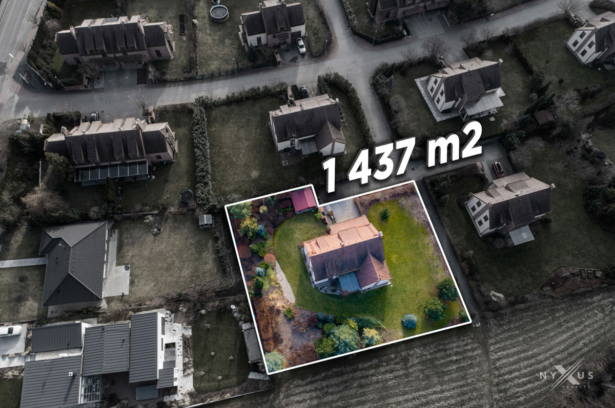 Fotografie 4 - Prodej domu · Rodinný · 250 m² · 5 pokojů