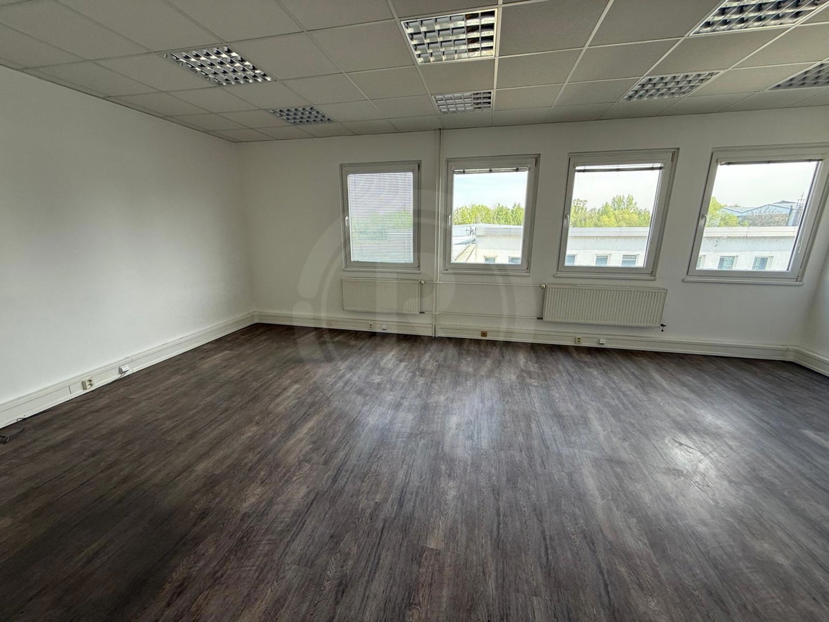 Фото 2 - Аренда коммерческой недвижимости · Офис · 66 m²