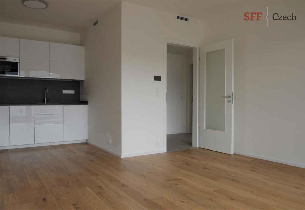 Hình ảnh 1 - Căn hộ cho thuê · 2+kk · 70 m²