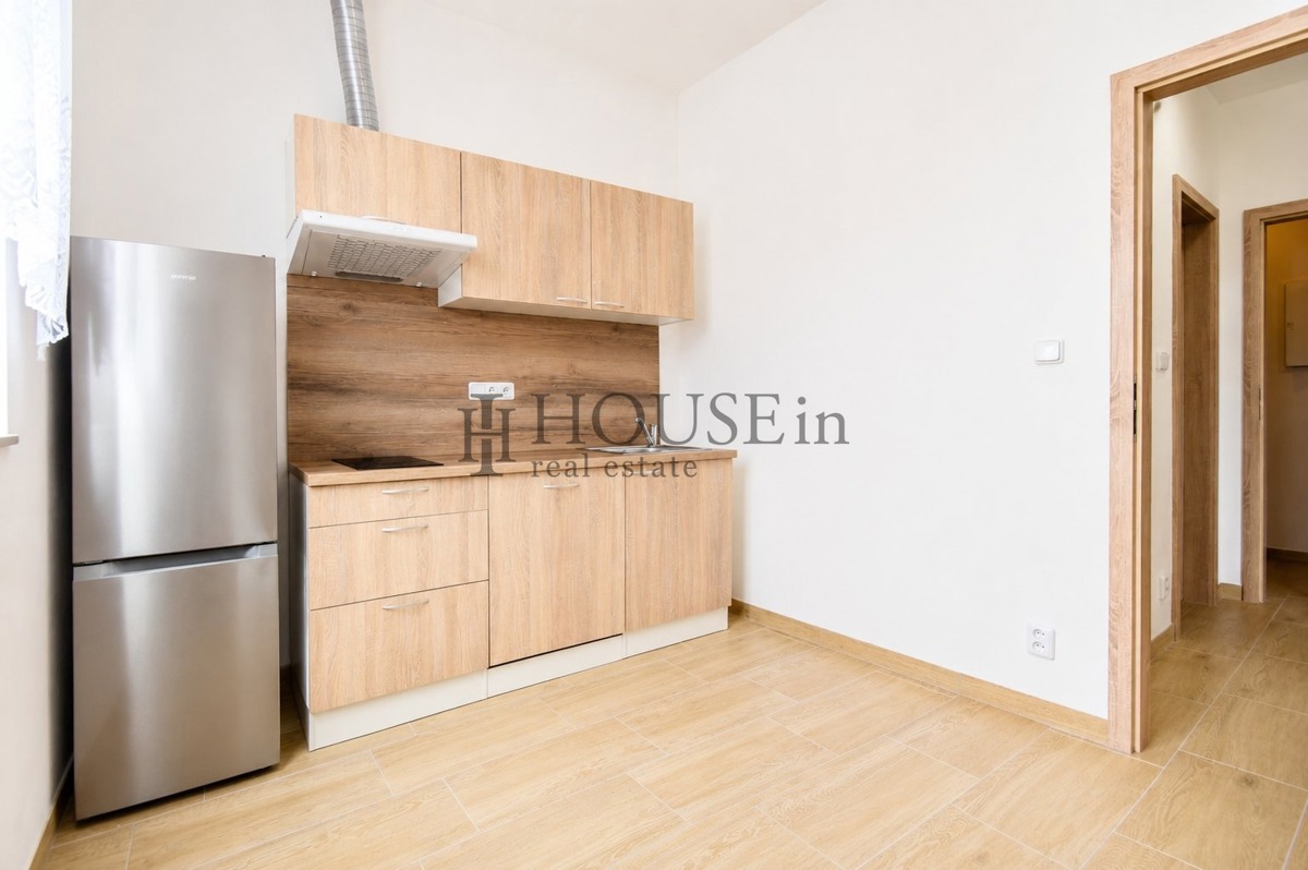 Photo 3 - Apartment for rent · 2+kk · 35 m²