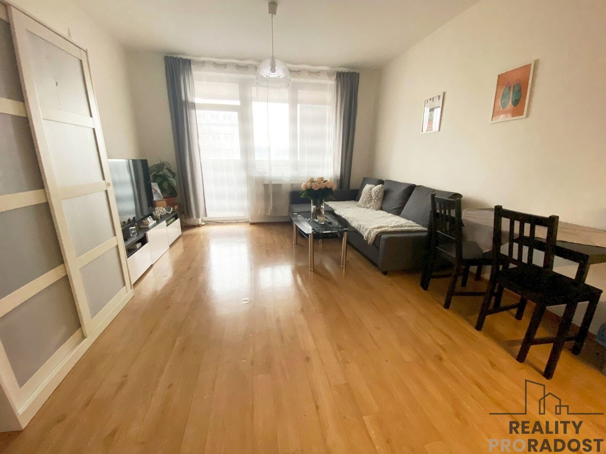 Hình ảnh 1 - Căn hộ bán · 1+kk · 39 m²