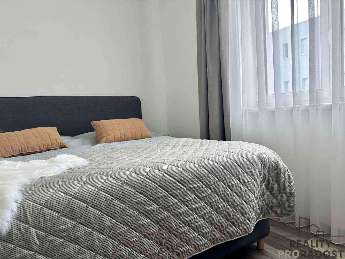Fotografie 2 - Pronájem bytu · 3+kk · 71 m²