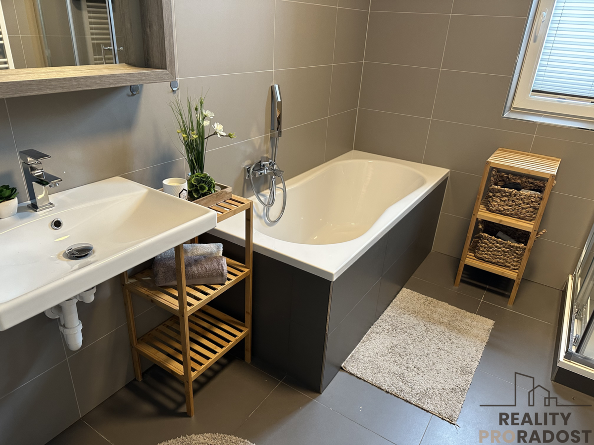 Fotografie 3 - Pronájem bytu · 3+kk · 71 m²
