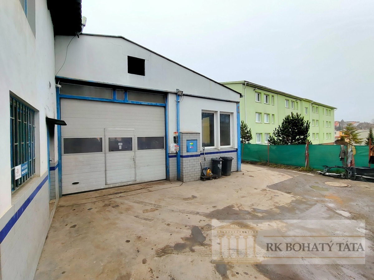 Фото 4 - Продаж комерційної нерухомості · Склад · 596 m²
