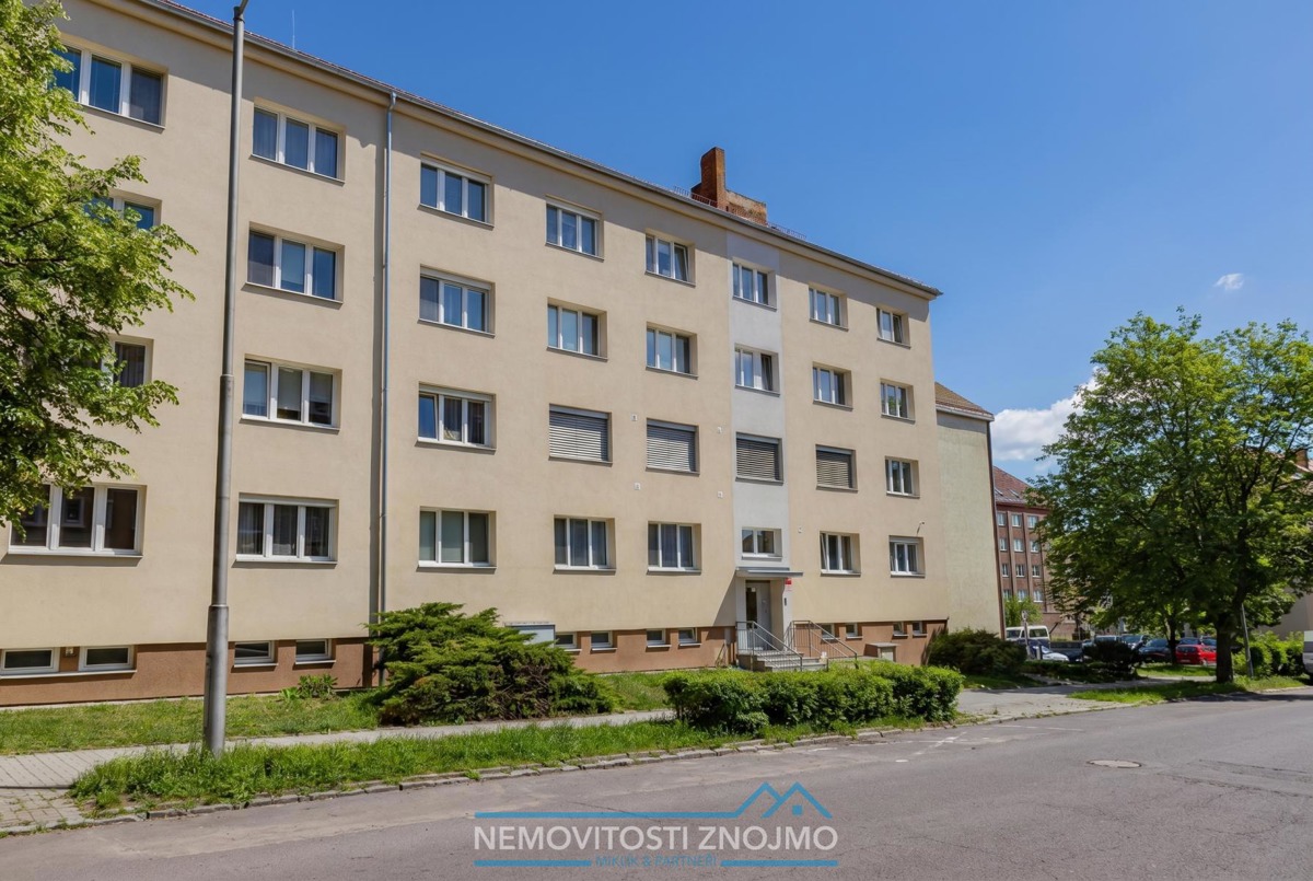 Photo 3 - Apartment for sale · 2+1