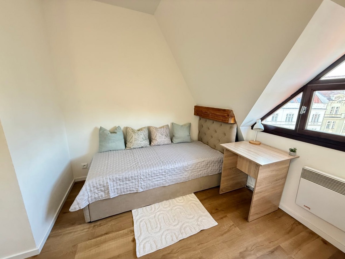 Photo 2 - Room for rent · 15 m² · 5+1