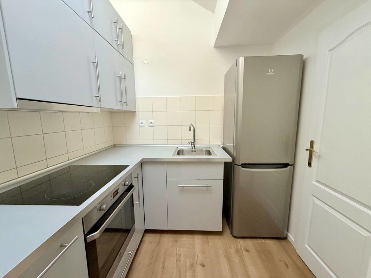Photo 3 - Room for rent · 15 m² · 5+1