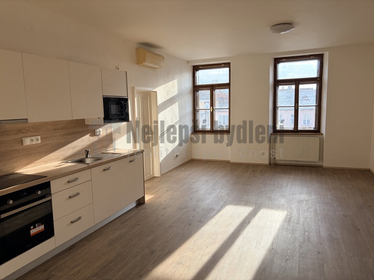 Fotografie 1 - Prodej bytu · 2+kk · 85 m²