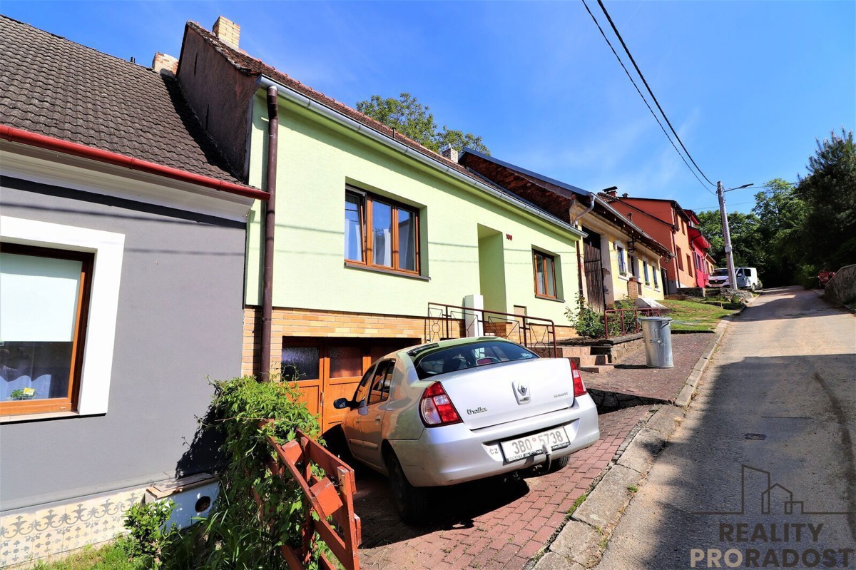 Fotografie 1 - Prodej domu · Rodinný · 100 m² · 5 pokojů