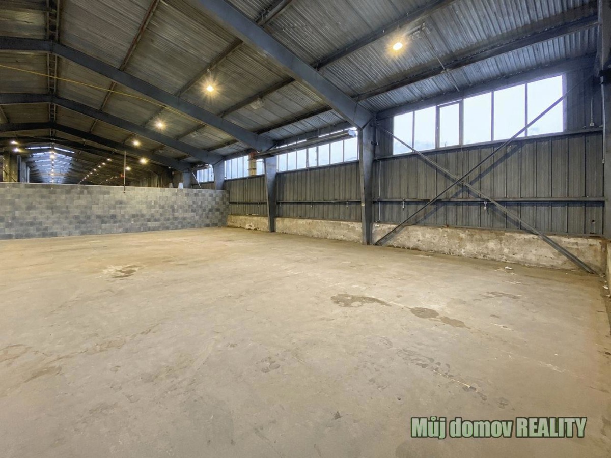 Photo 4 - Commercial property for rent · Warehouse · 306 m²
