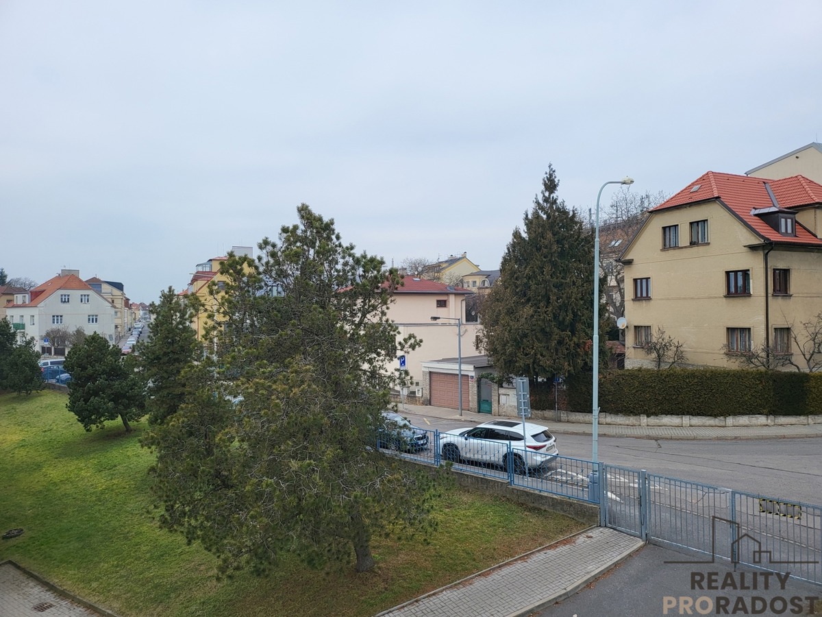 Фото 4 - Аренда квартиры · 1+kk · 15 m²