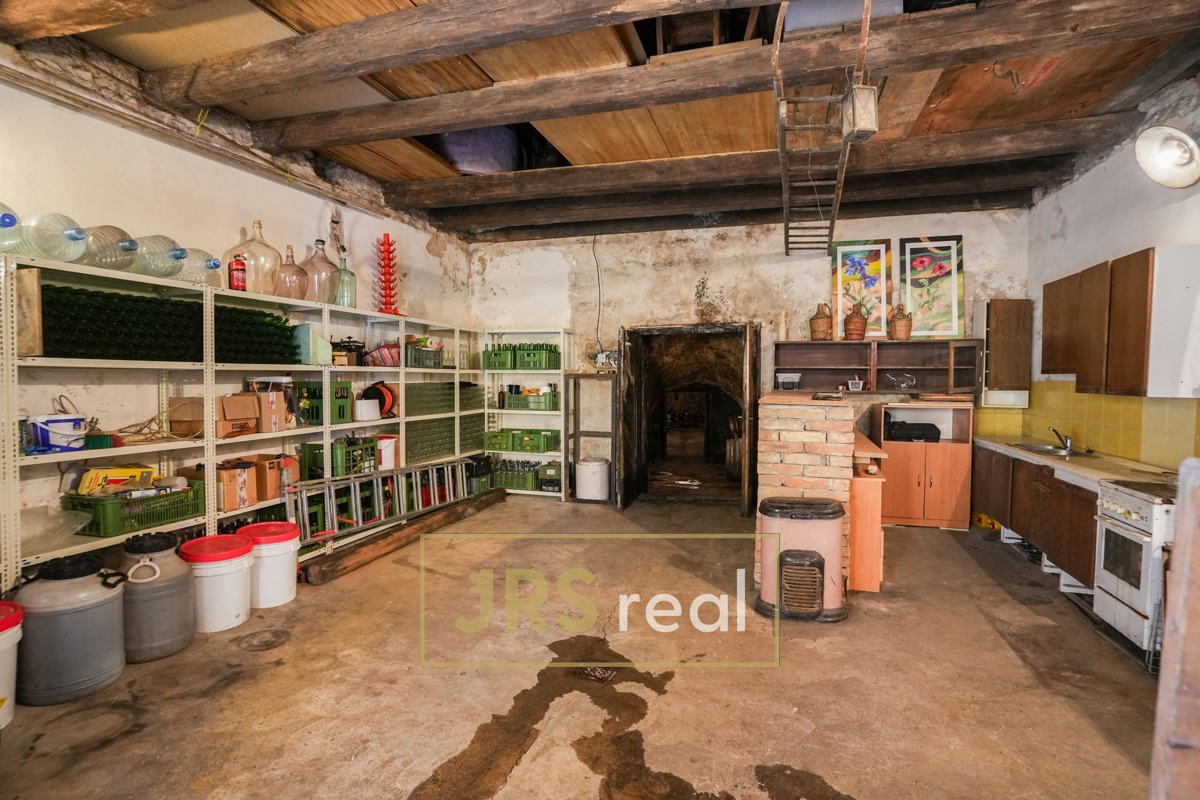 Fotografie 3 - Prodej vinného sklepa · 140 m²