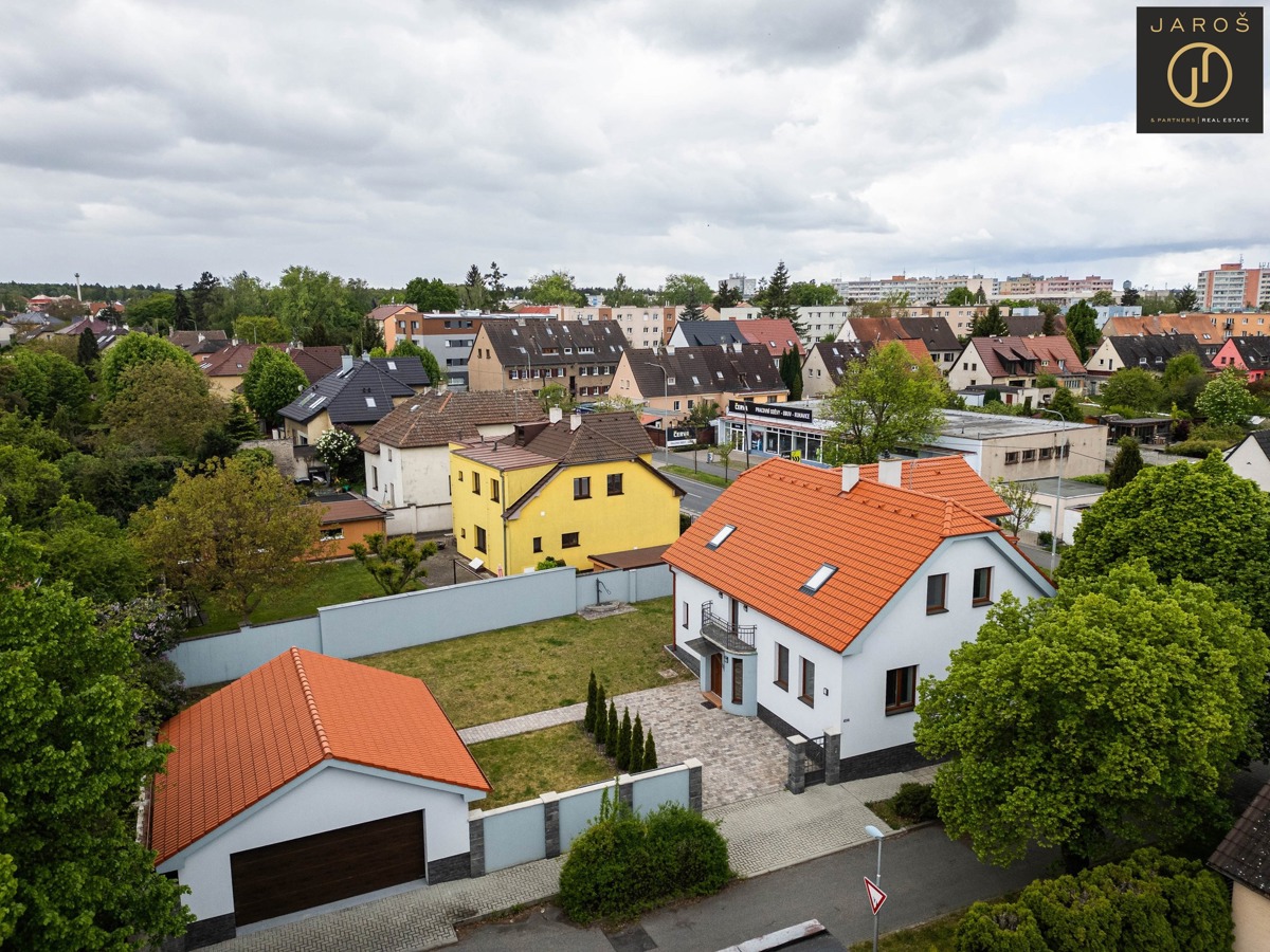 Fotografie 3 - Prodej domu · Rodinný · 209 m² · 5 pokojů