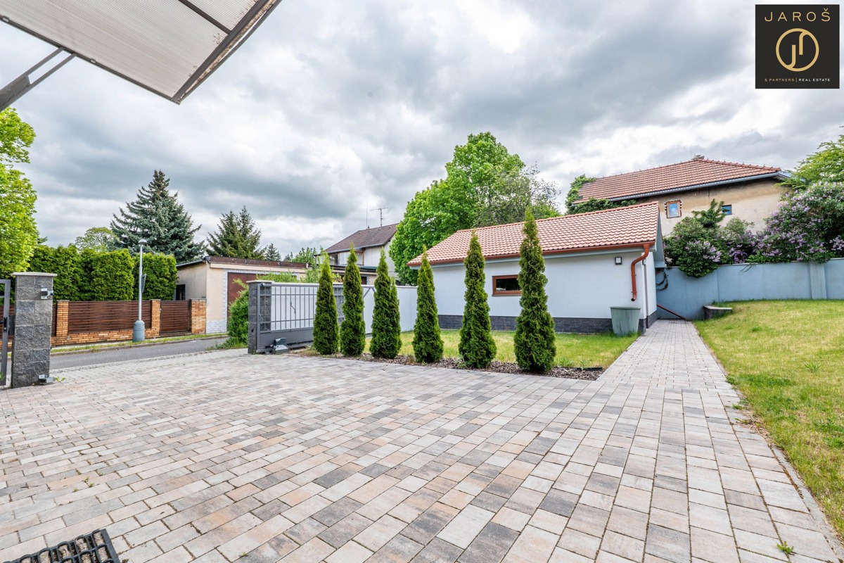 Fotografie 4 - Prodej domu · Rodinný · 209 m² · 5 pokojů