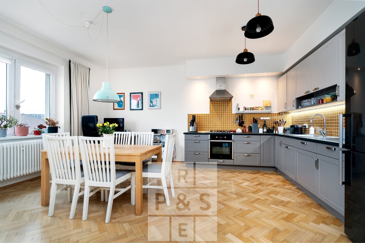 Фото 1 - Продажа квартиры · 4+kk · 100 m²