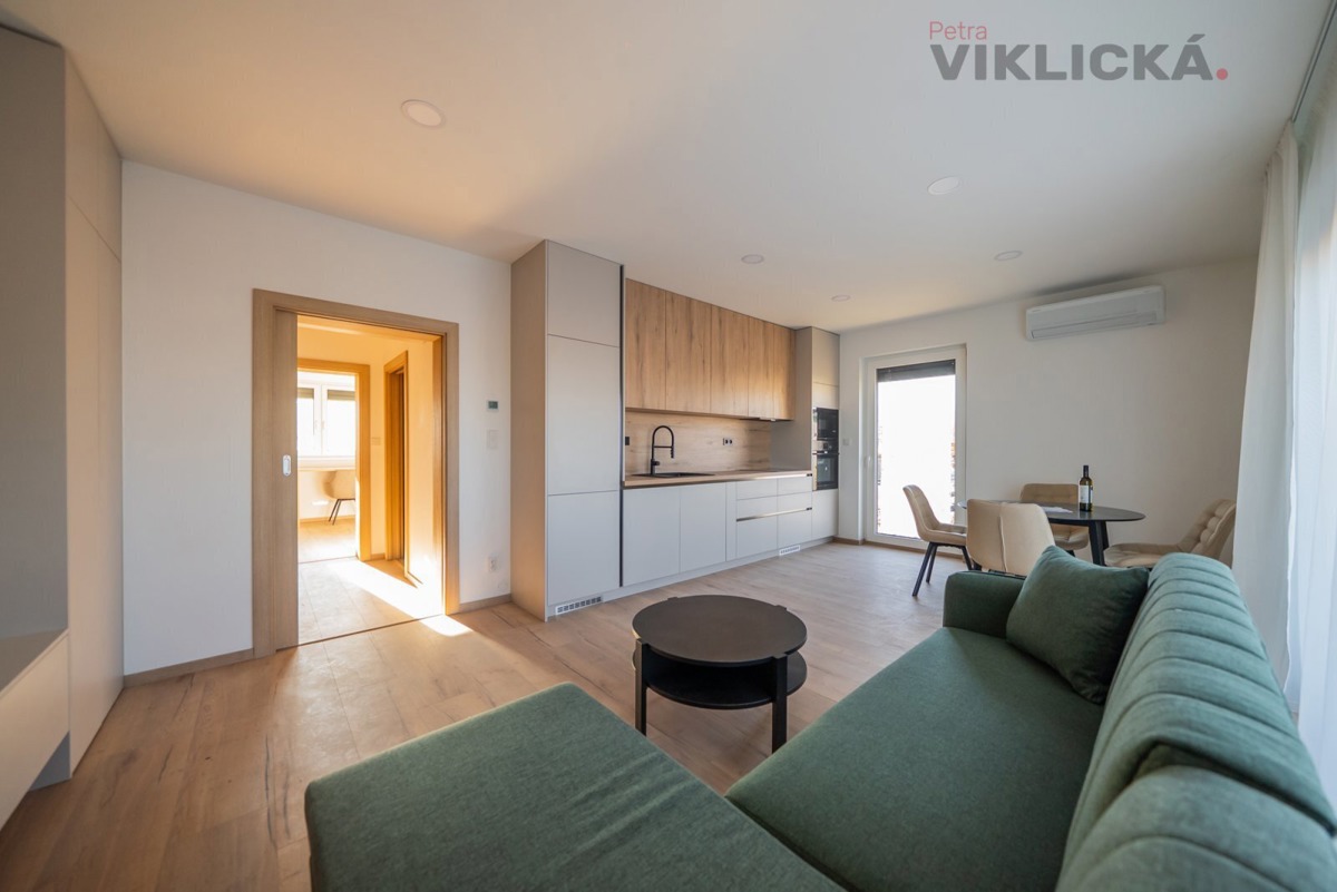 Фото 1 - Продажа квартиры · 3+kk · 72 m²