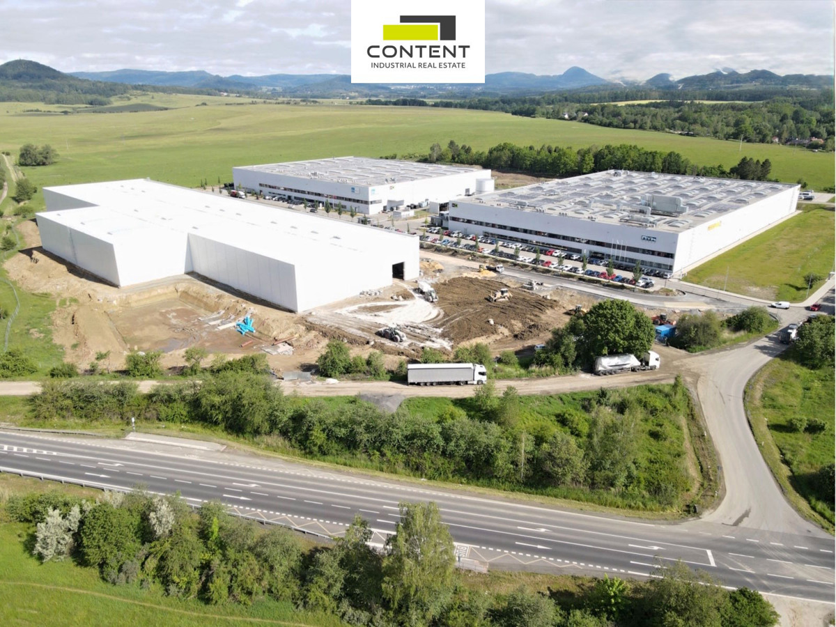 Photo 3 - Commercial property for rent · Manufacturing facility · 22 455 m²