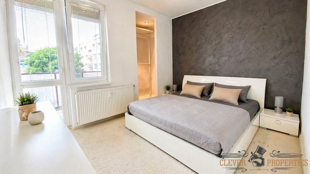 Photo 2 - Apartment for rent · 3+kk · 90 m²