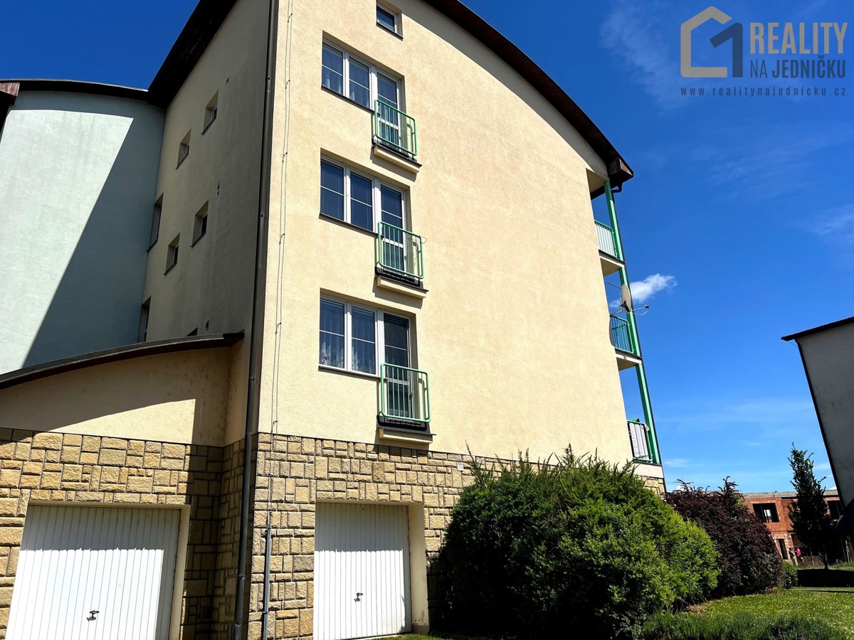 Photo 2 - Apartment for sale · 2+kk · 65 m²