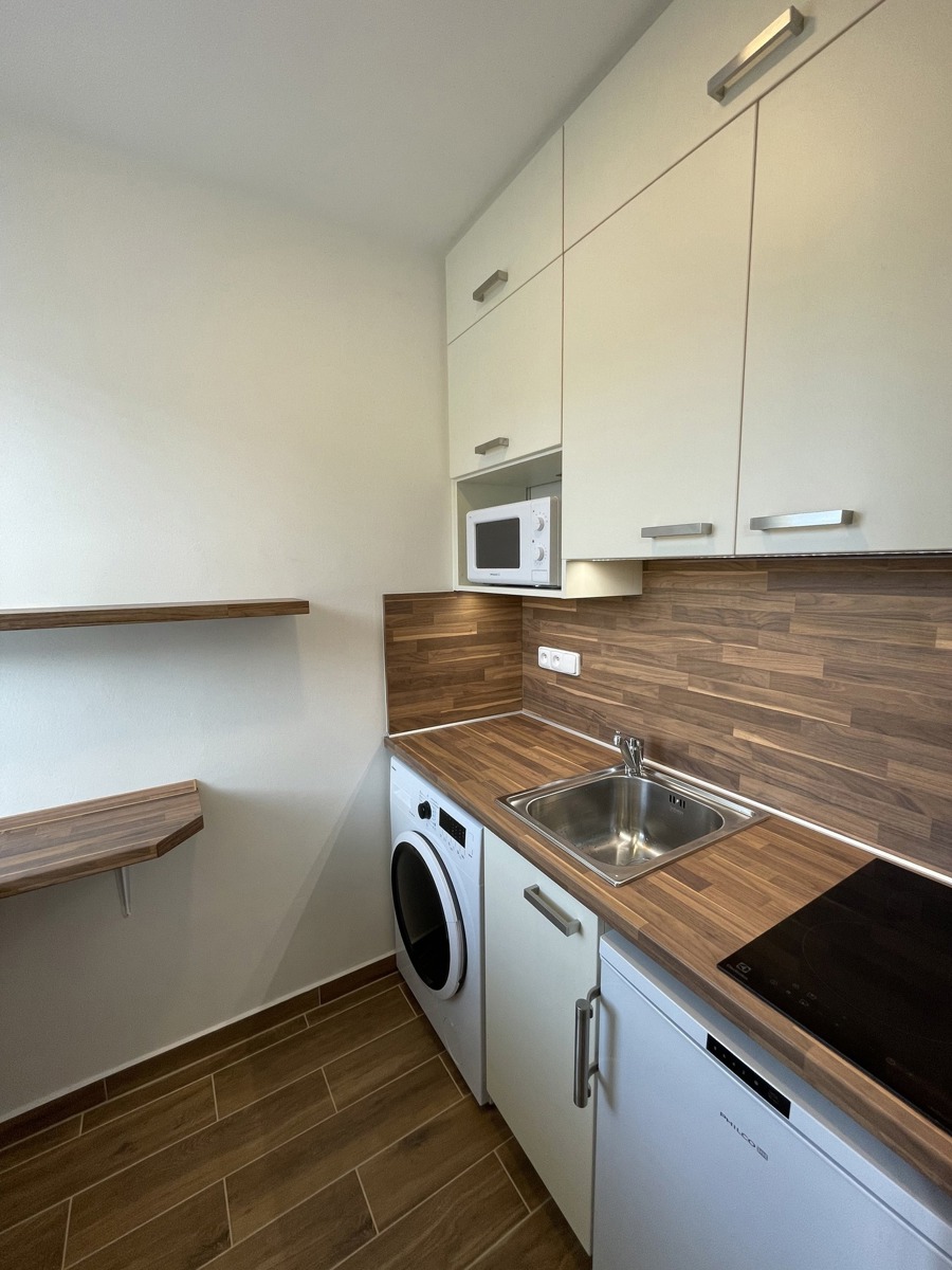 Photo 4 - Apartment for rent · 1+kk · 27 m²