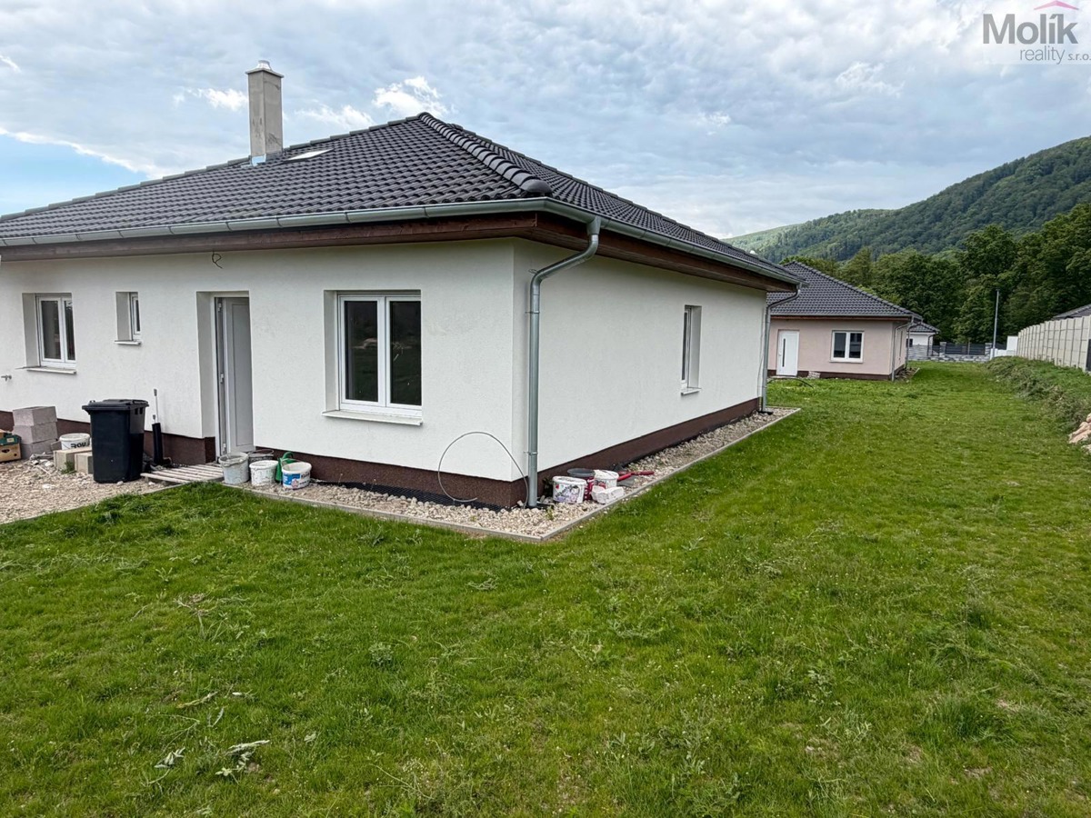 Photo 1 - House for sale · Family house