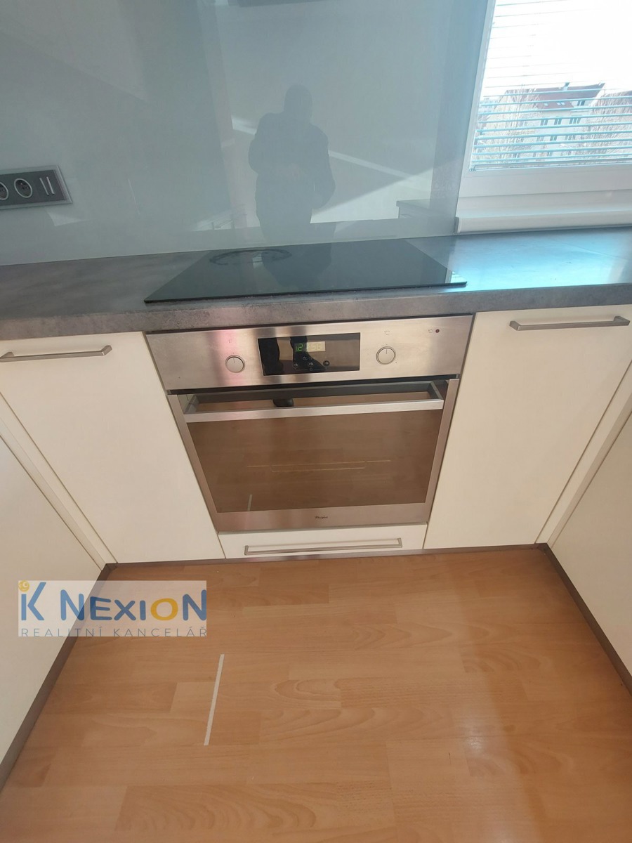 Photo 3 - Apartment for rent · 3+kk · 96 m²