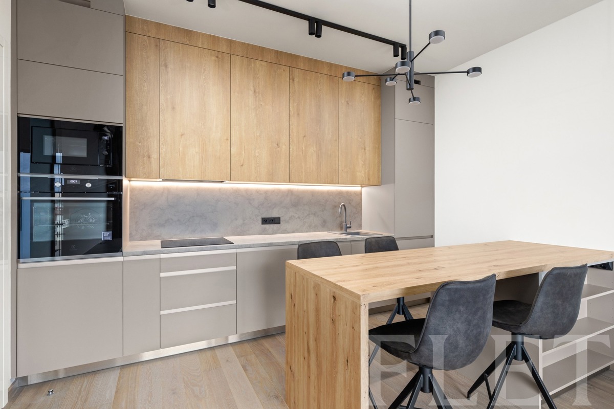 Fotografie 1 - Pronájem bytu · 2+kk · 63 m²