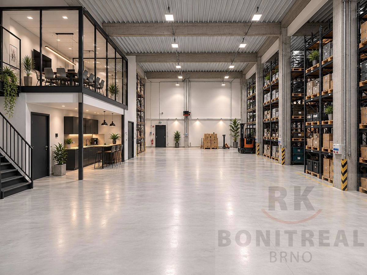 Photo 1 - Commercial property for sale · Warehouse · 303 m²