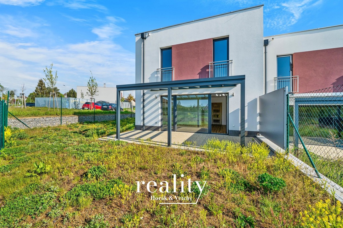 Fotografie 1 - Pronájem bytu · 2+kk · 56 m²