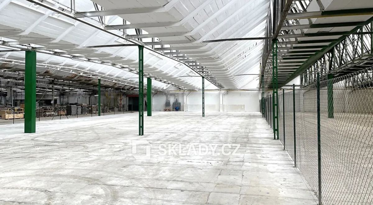 Photo 2 - Commercial property for rent · 2 700 m²