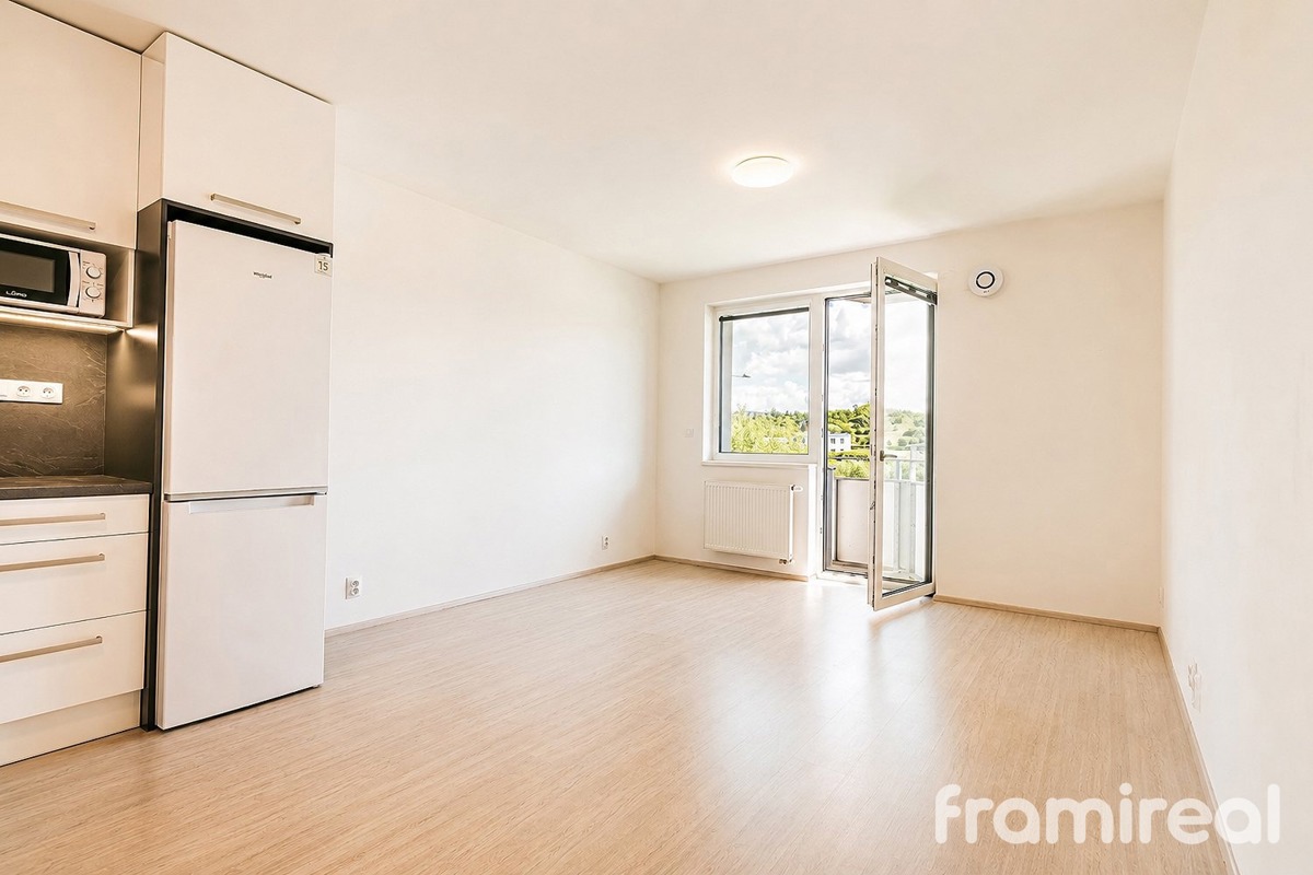 Фото 2 - Аренда квартиры · 1+kk · 34 m²