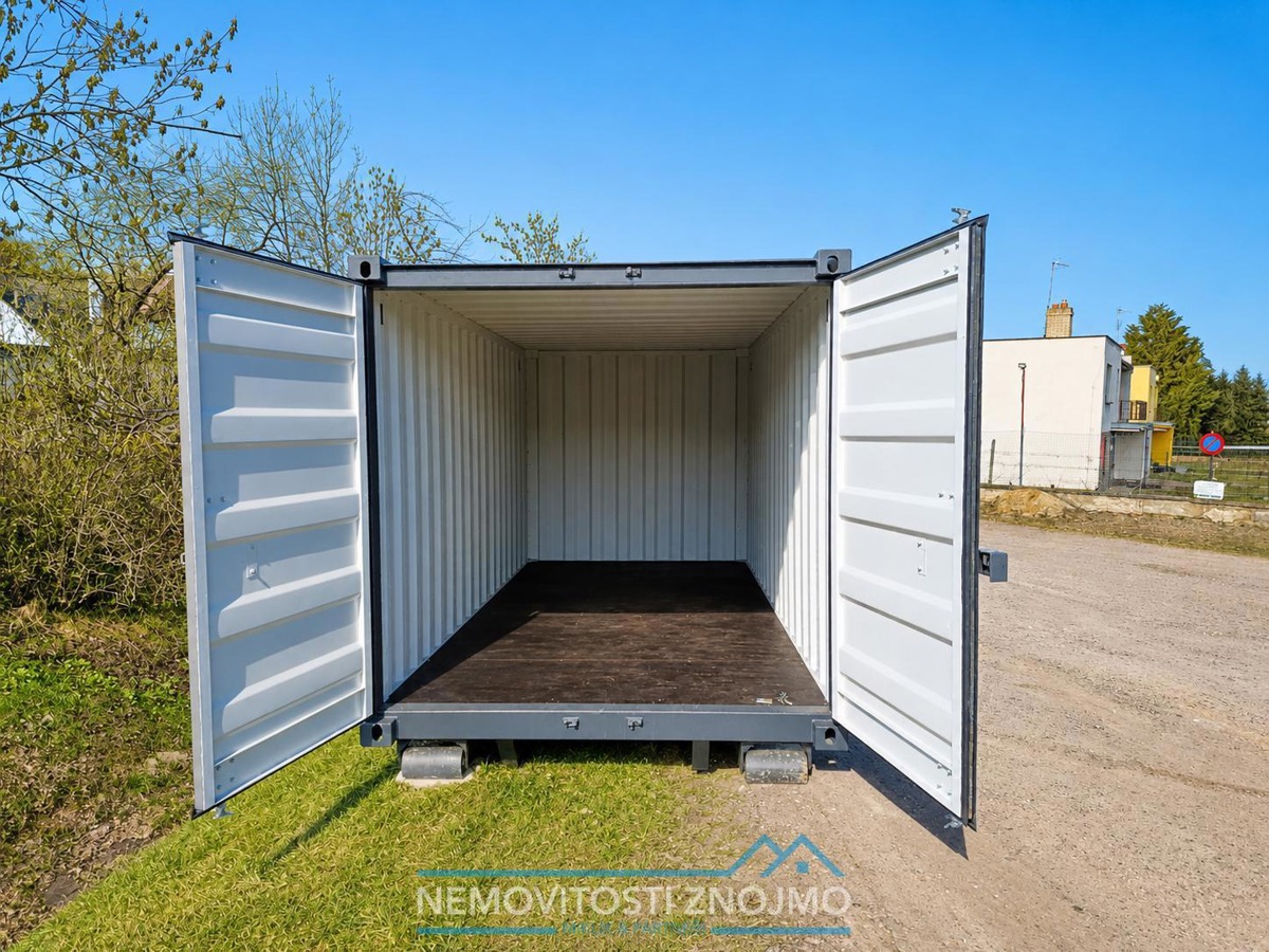 Hình ảnh 1 - Garage cho thuê · 12 m²