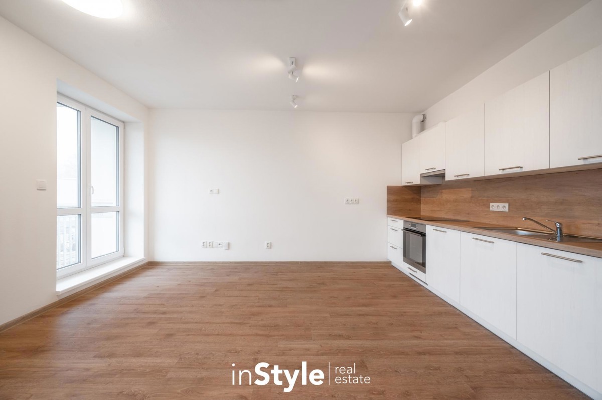 Photo 1 - Apartment for rent · 1+kk · 32 m²