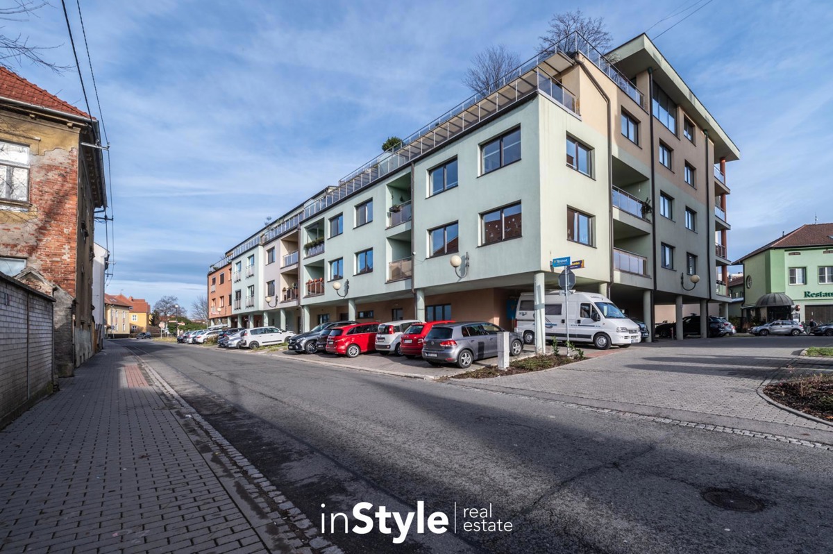 Photo 1 - Apartment for rent · 2+kk · 41 m²