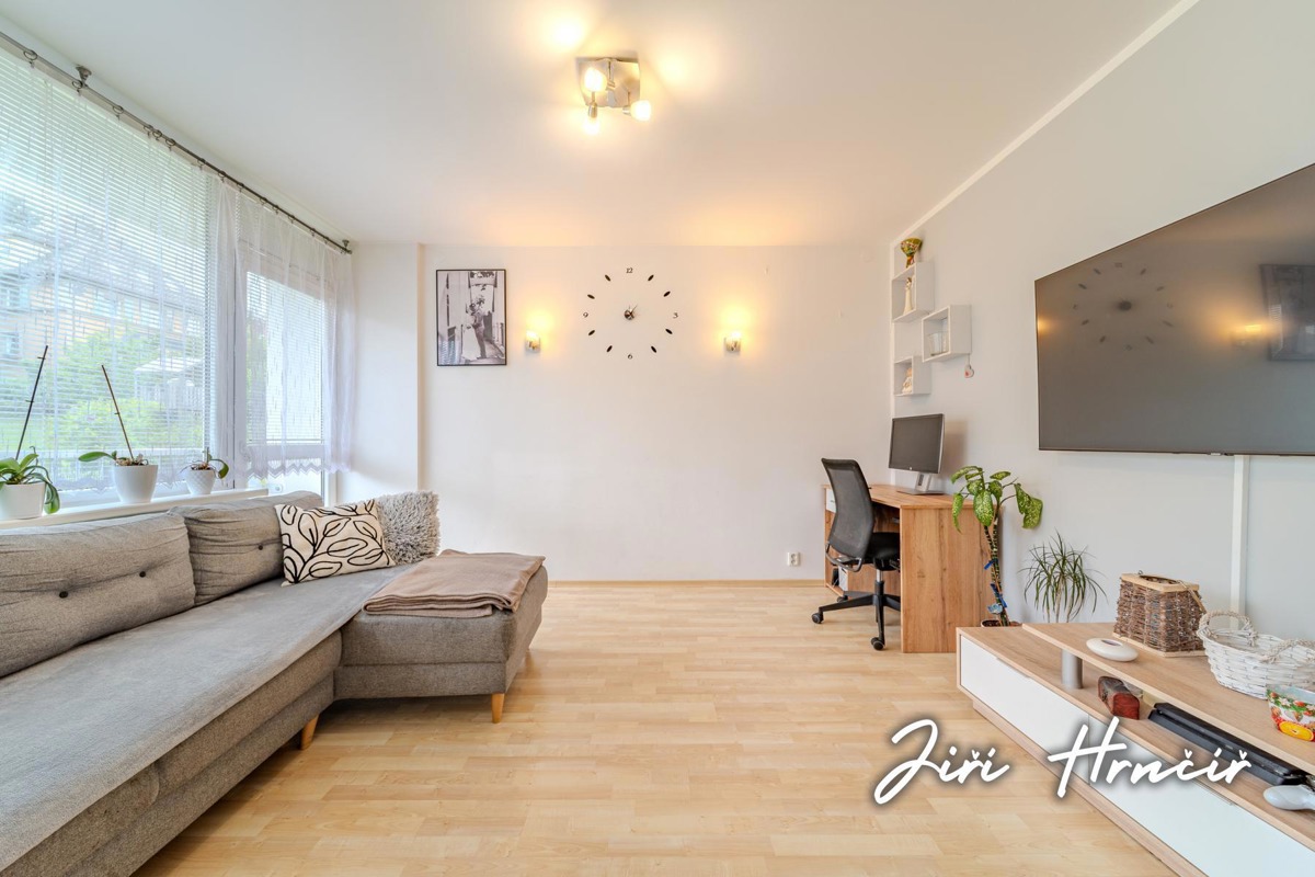 Photo 3 - Apartment for sale · 3+1
