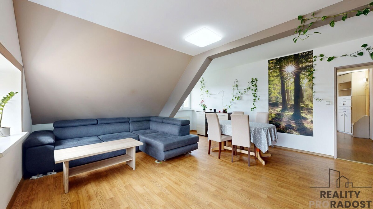 Fotografie 2 - Pronájem bytu · 4+1 · 109 m²