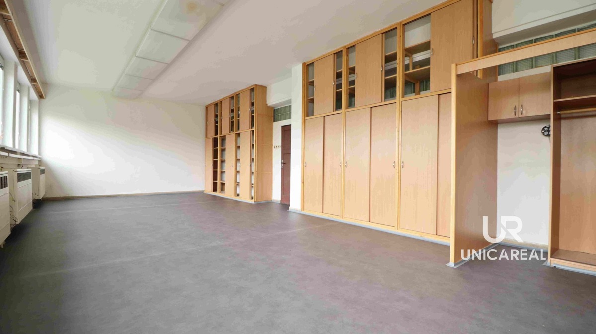 Photo 1 - Commercial property for rent · Office · 44 m²