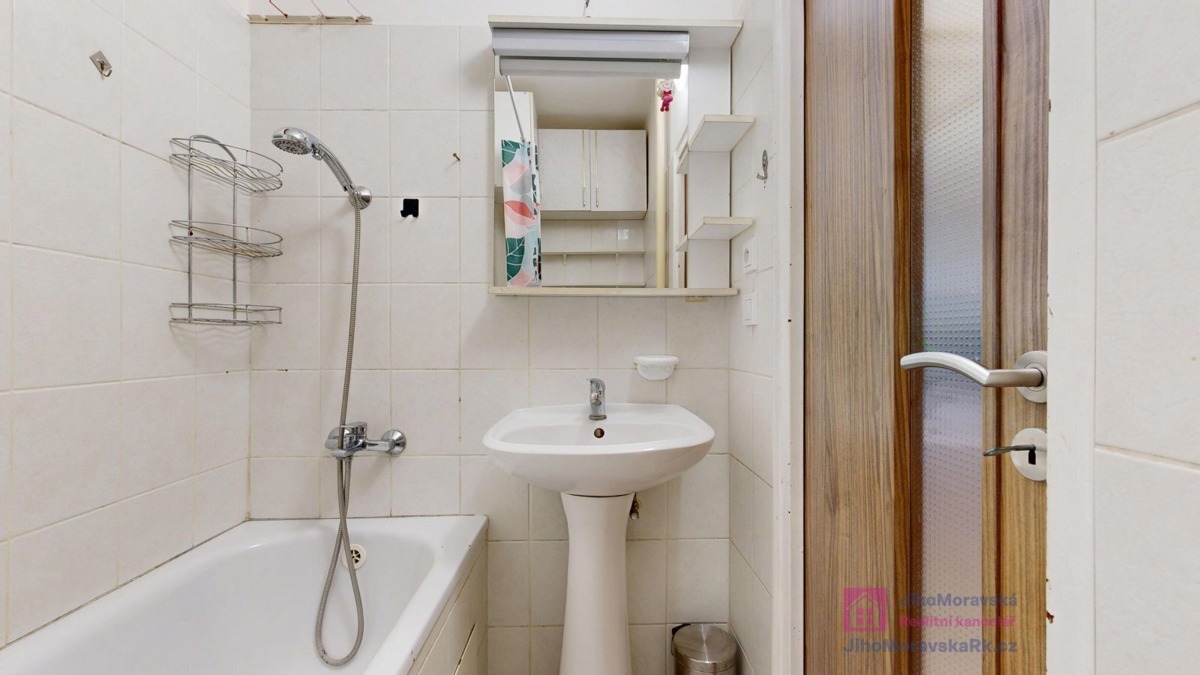 Photo 3 - Apartment for rent · 4+1 · 77 m²
