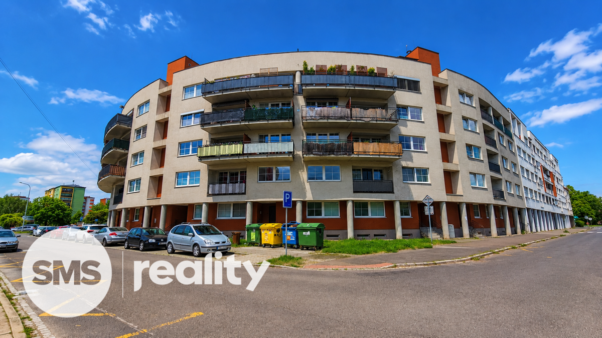 Photo 1 - Apartment for rent · 1+kk · 32 m²