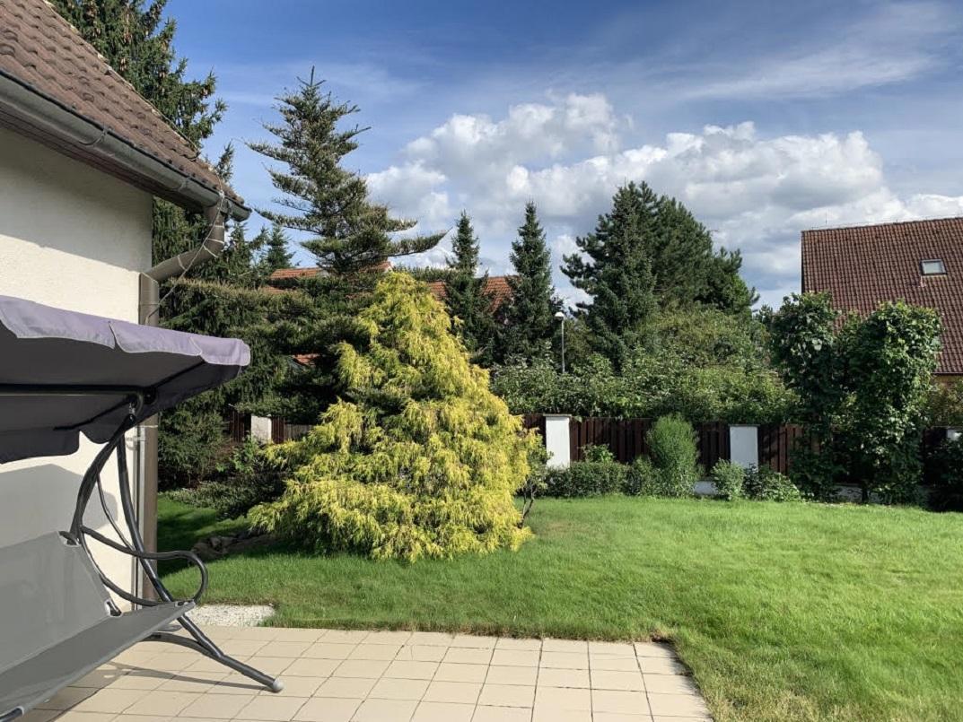 Фото 2 - Продажа дома · Семейный дом · 450 m²